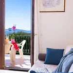 Il Borgo Di Lejlighedshotel Badesi