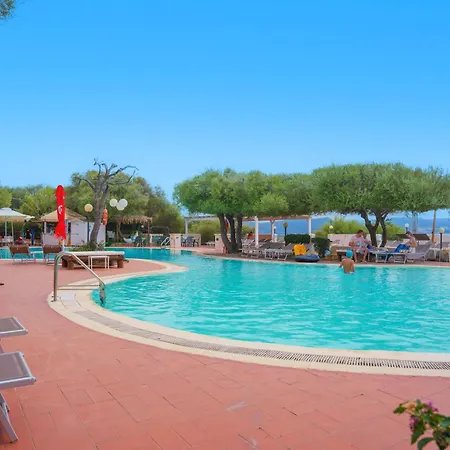 Il Borgo Di *