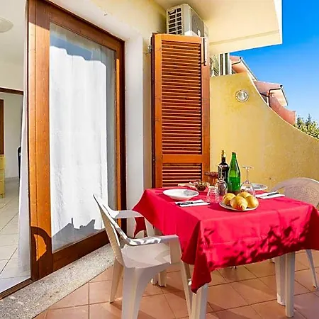 Il Borgo Di Apartahotel Badesi