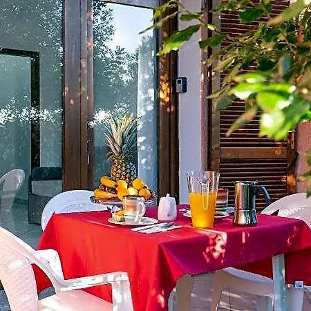 Il Borgo Di 3* バデージ