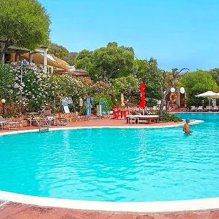 Aparthotel Il Borgo Di Badesi