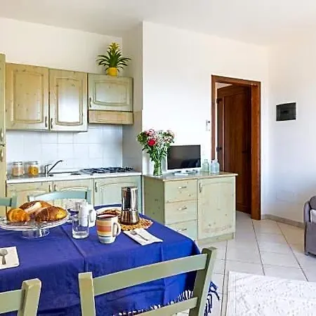 Aparthotel Il Borgo Di Badesi