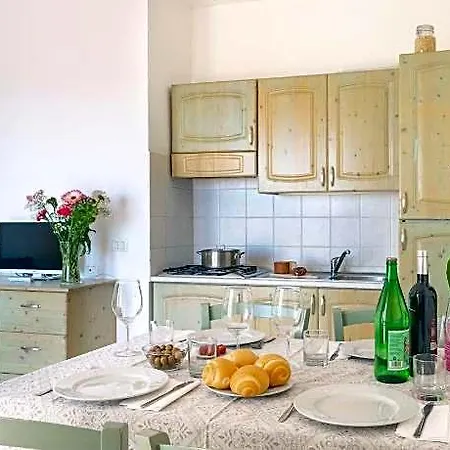 Il Borgo Di Aparthotel Badesi