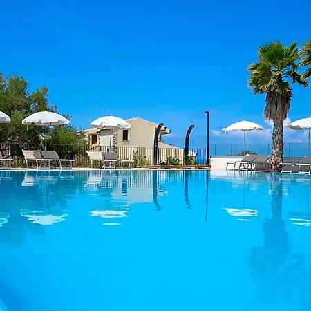 Il Borgo Di 3* バデージ